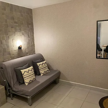 Le Spacieux - T1 Moderne Et Cosy *